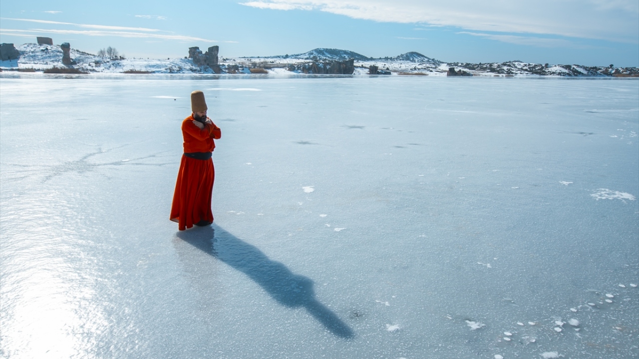 Bahadır Okyar, yaptığı açıklamada, Afyonkarahisar`ın inanç turizmi açısından çok önemli bir yer olduğunu belirtti.