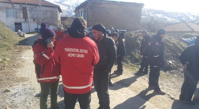 Türk Kızılaydan depremzedelere psikososyal destek