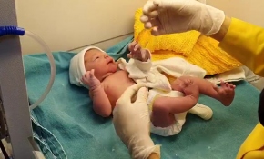 Depreme doğumhanede yakalandılar