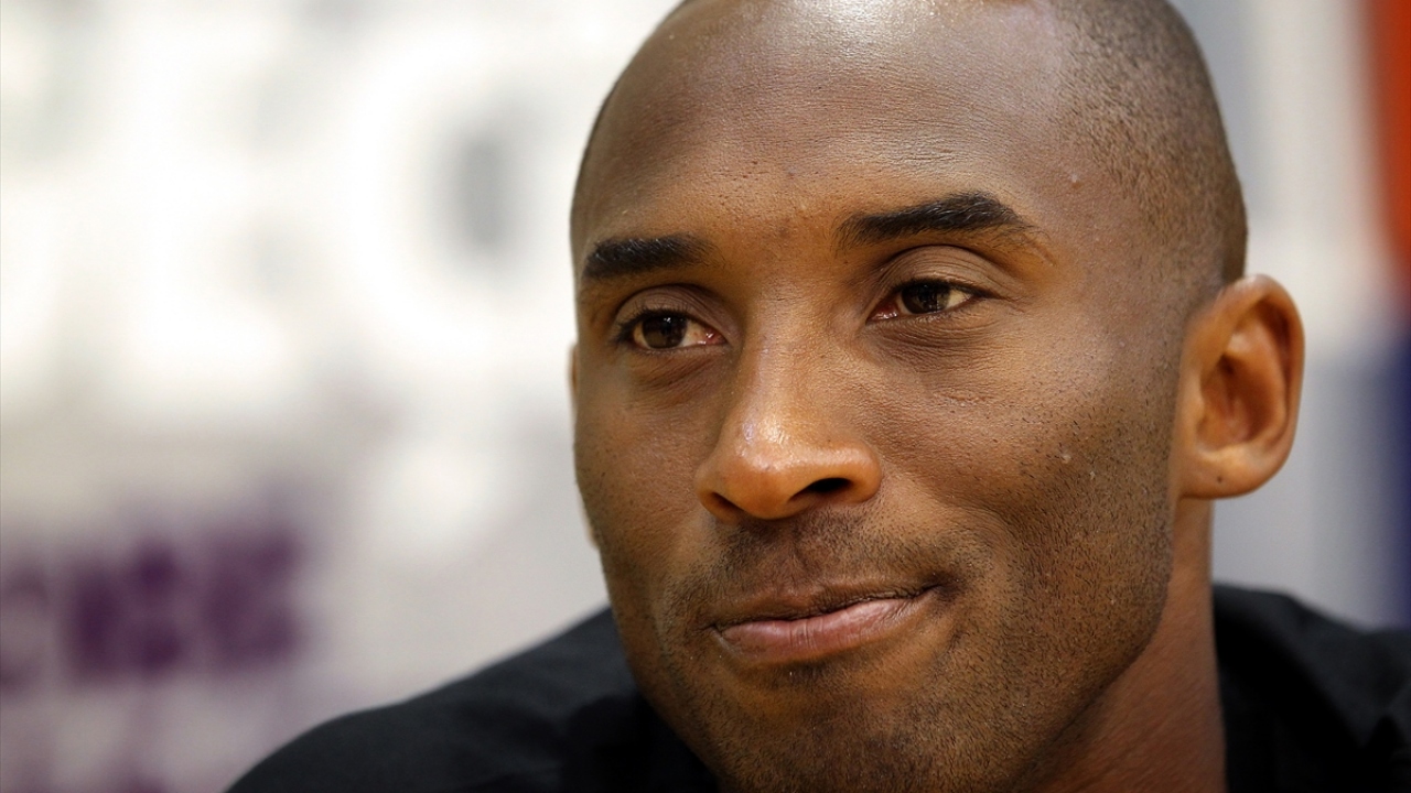  26 Ekim 2011 tarihinde NBA takımnlarından Los Angeles Lakers forması giyen Kobe Bryant, Anadolu Ajansı`na röportaj verdi. (Arşiv) 