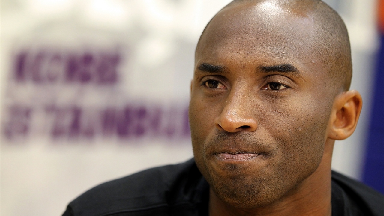 26 Ekim 2011 tarihinde NBA takımnlarından Los Angeles Lakers forması giyen Kobe Bryant, Anadolu Ajansı`na röportaj verdi. (Arşiv) 