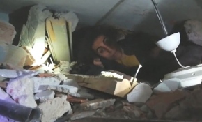 Zehra Astsubay'ın enkazdaki anne ile konuşmasının ilk görüntüleri ortaya çıktı