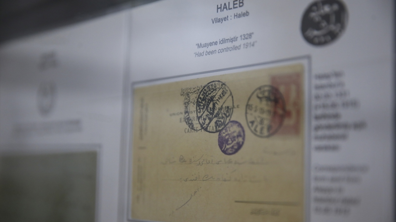 İstanbul Vali Yardımcısı Ahmet Önal, Marmara Üniversitesi Rektörlüğünde düzenlenen törende PTT`nin çağın gereklerini yerine getirerek ülkenin değerli kurumlarından biri olduğunu belirtti.