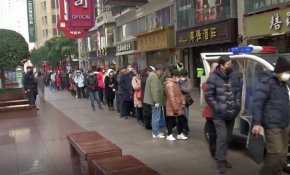 Çin'de koronavirüs kabusu: Metrelerce kuyruk oluştu
