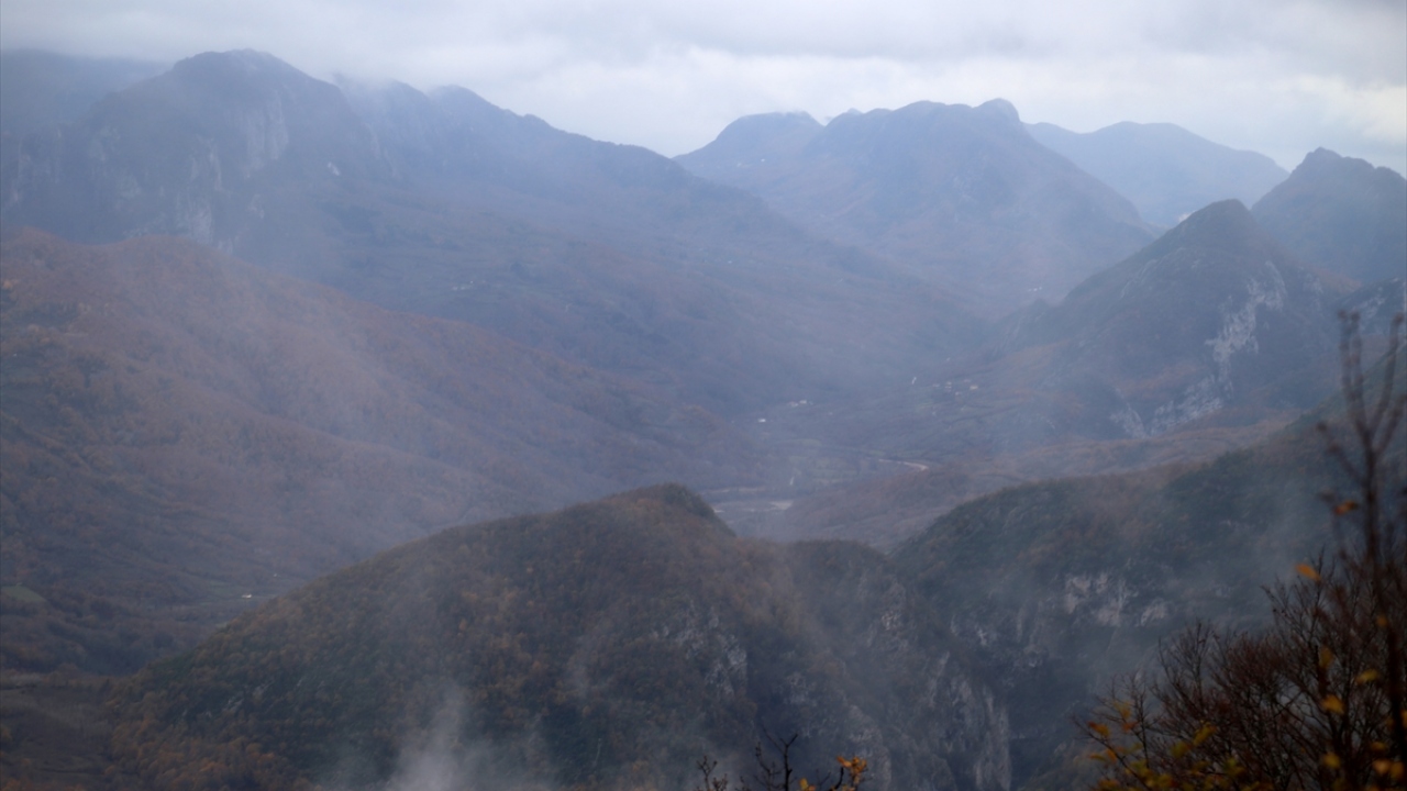 Seyir terasının 75 bin liraya mal olduğunu belirten Başyiğit, sunulan manzara ve güzelliklerin ise harcanan paranın çok üzerinde bulunduğuna dikkati çekti. 