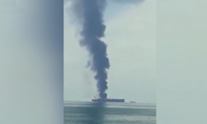 Birleşik Arap Emirlikleri açıklarındaki petrol tankerinde yangın