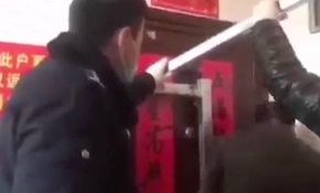 Çin'de virüs korkusu cadı avına dönüştü