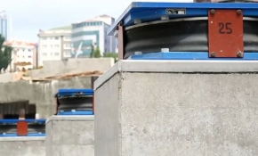 Köprülerde de sismik izolasyon sistemi var
