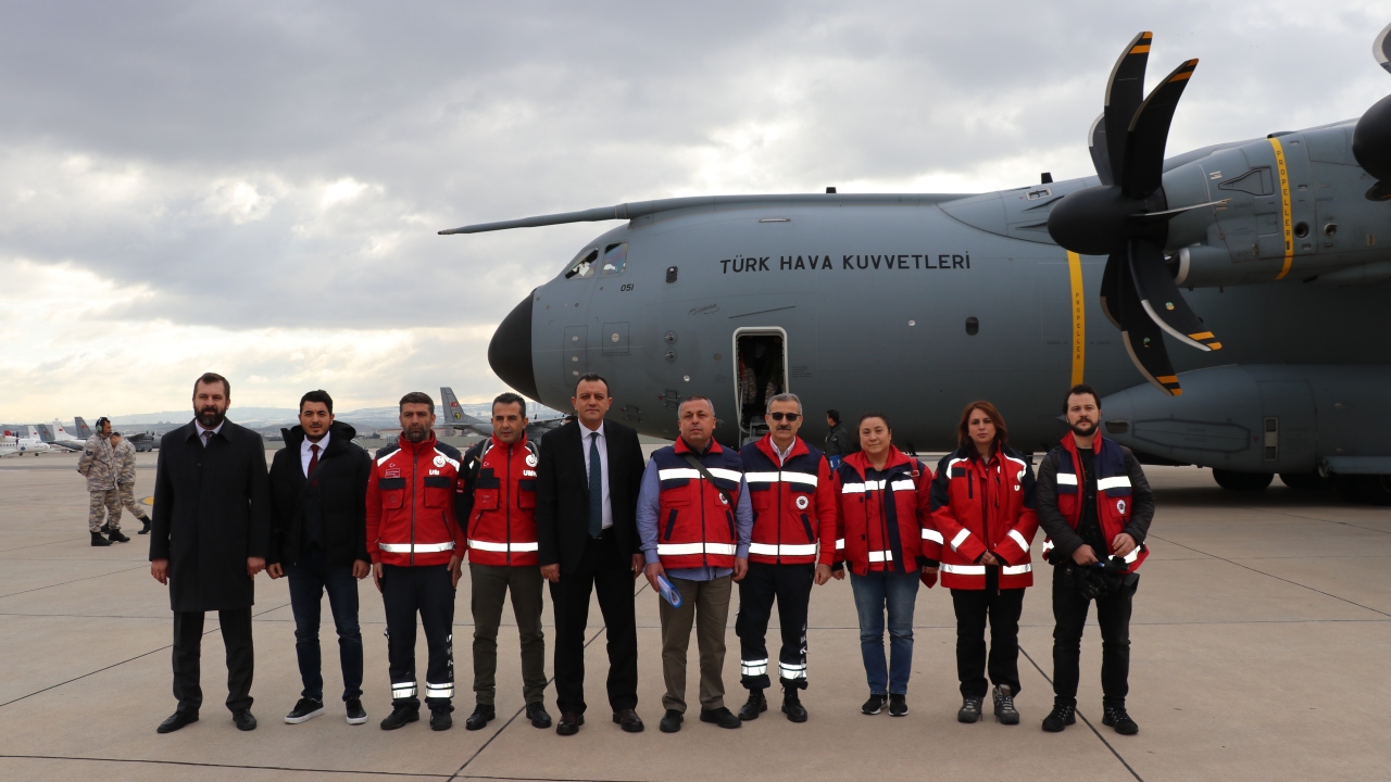 Sağlık ekipleri ve ekipmanlar hazırlandı, Çin`e hareket edildi.