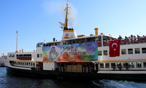Barış Manço kendi adını taşıyan vapurda anıldı