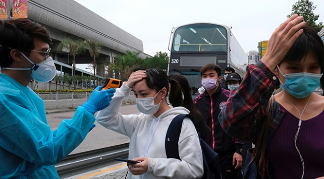 Çin’de maske fiyatlarının yükselmesine sosyal medyada tepki