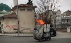 Atık toplayıcısı yanmaktan son anda kurtuldu