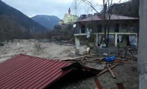 Kayseri'de sele kapılan ev sürüklendi