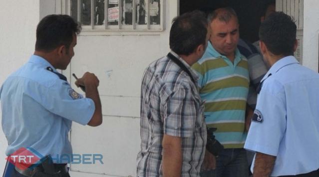 Duvarı Delerek Banka Soymaya Çalıştılar