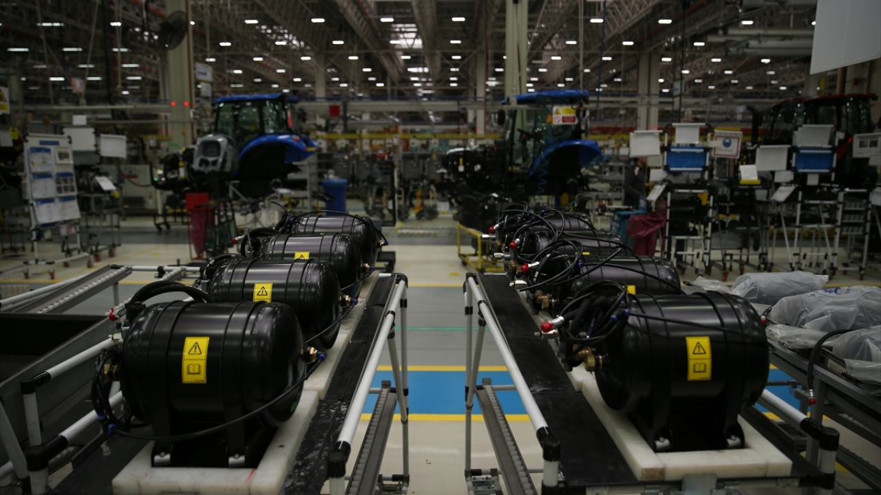 Tesislerde motora ek olarak transmisyon ve krank üretimi de gerçekleştiriyor.