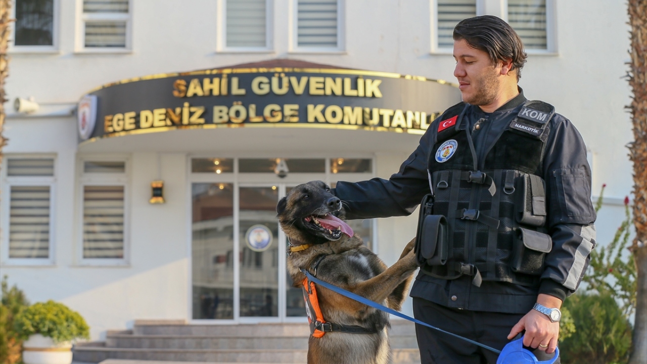 Söz konusu operasyonda ele geçirilen 5 ton esrar, şimdiye kadar uluslararası sularda ele geçirilen en yüksek miktarda uyuşturucu olarak kayıtlara geçti.