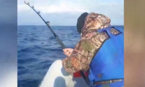 Dev orkinos ile 8 saat mücadele