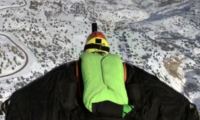 Ergan Dağı'nda 'yarasa adam uçuşu' nefesleri kesti