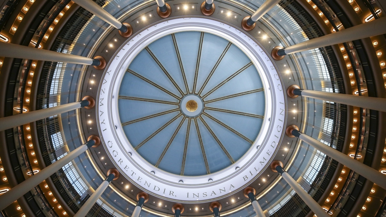 Türkiye`nin en büyük kütüphanesi açılıyor