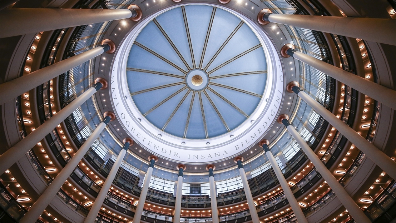 Türkiye`nin en büyük kütüphanesi açılıyor