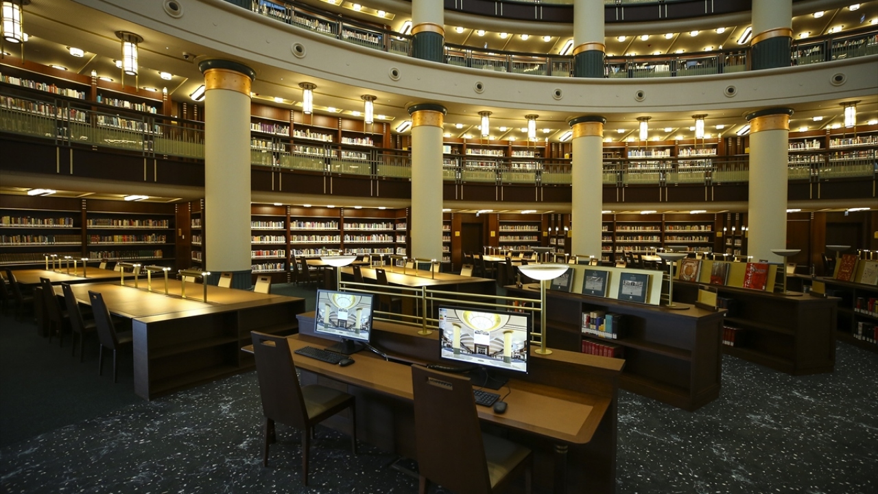 Türkiye`nin en büyük kütüphanesi açılıyor