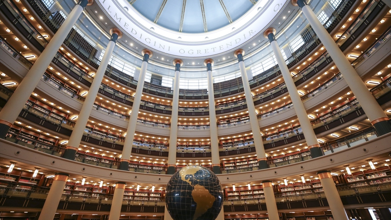 Türkiye`nin en büyük kütüphanesi açılıyor