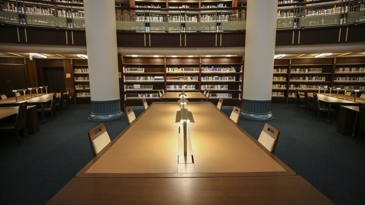 Türkiye`nin en büyük kütüphanesi açılıyor