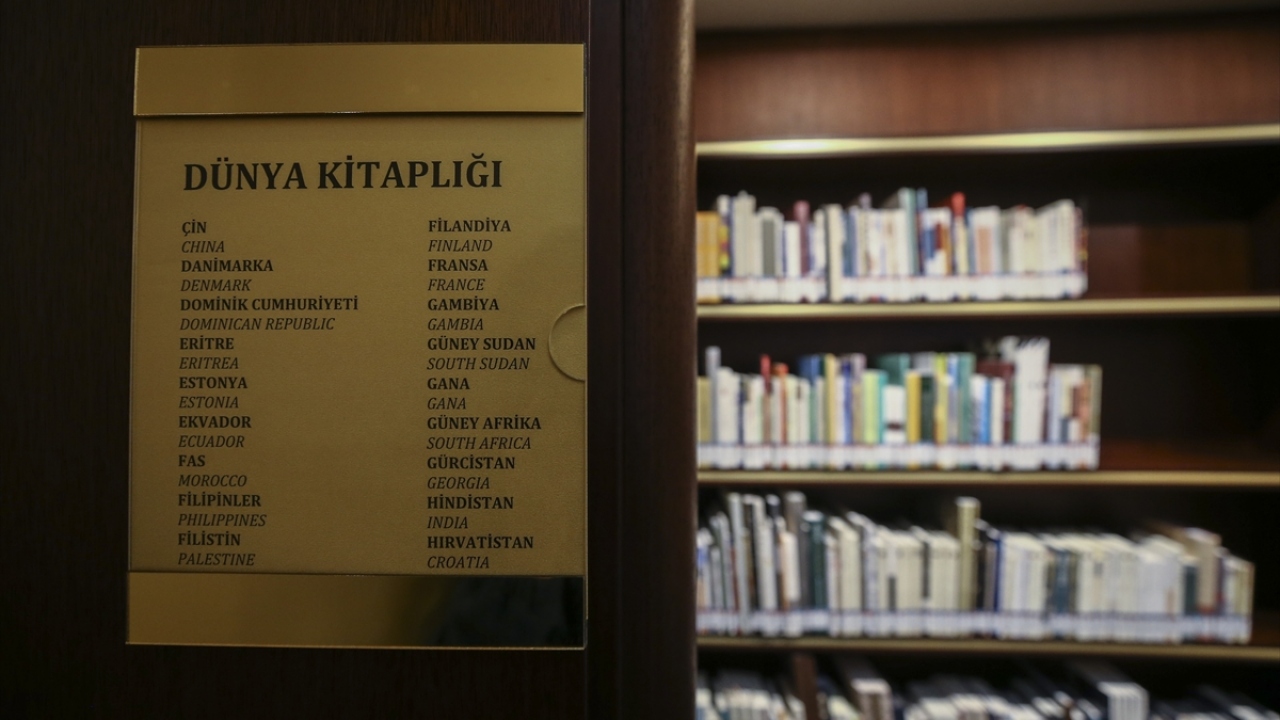 Türkiye`nin en büyük kütüphanesi açılıyor