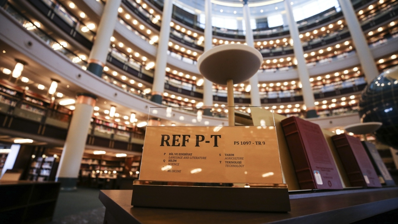 Türkiye`nin en büyük kütüphanesi açılıyor