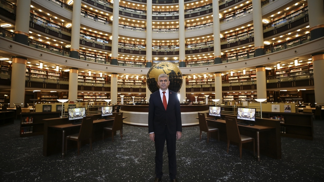 Türkiye`nin en büyük kütüphanesi açılıyor