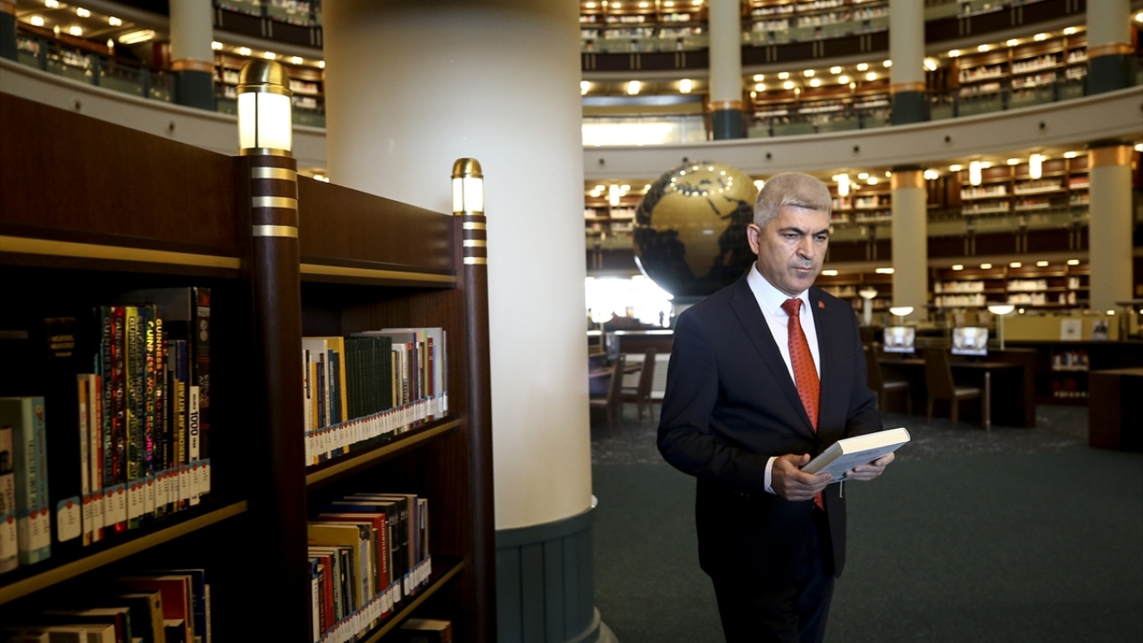 Türkiye`nin en büyük kütüphanesi açılıyor