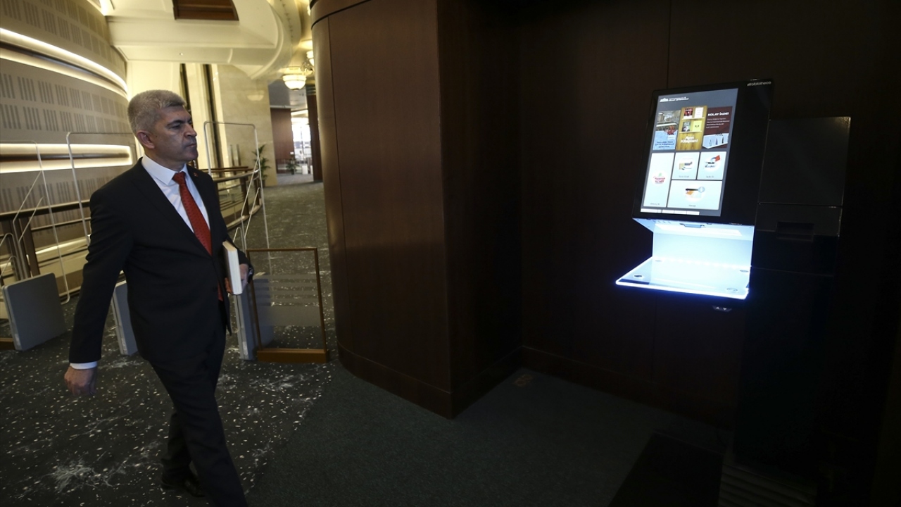 Türkiye`nin en büyük kütüphanesi açılıyor