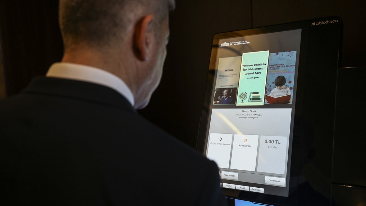 Türkiye`nin en büyük kütüphanesi açılıyor