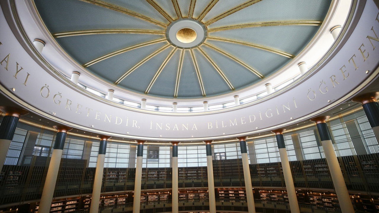 Türkiye`nin en büyük kütüphanesi açılıyor