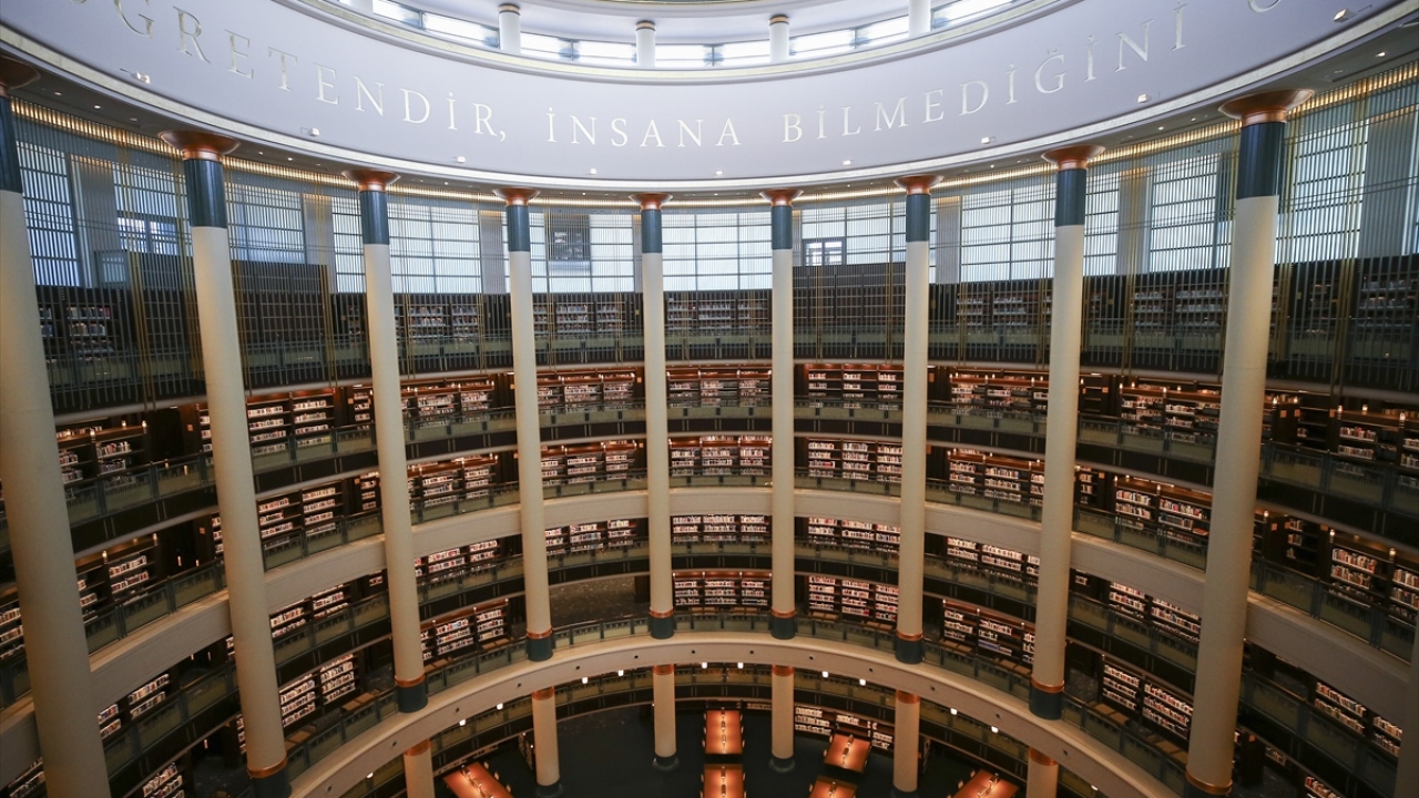 Türkiye`nin en büyük kütüphanesi açılıyor