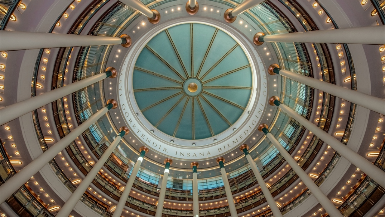 Türkiye`nin en büyük kütüphanesi açılıyor