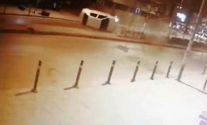 Maltepe'de takla atan otomobil kameralara yansıdı