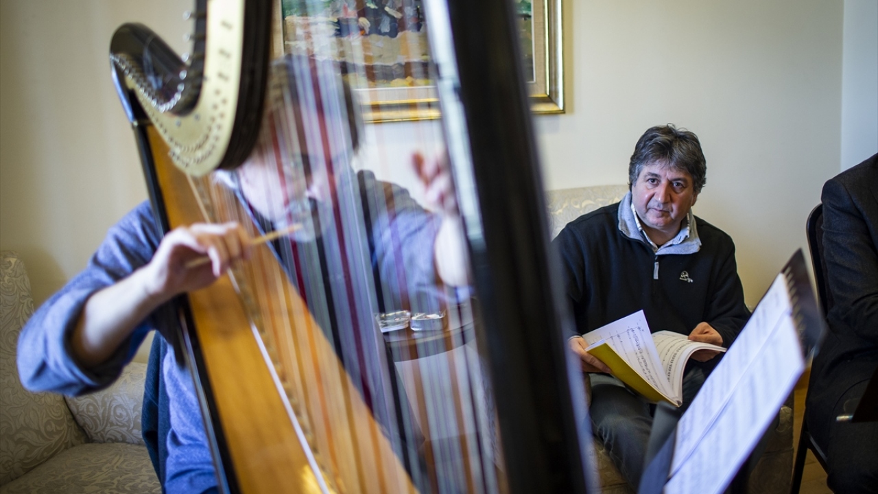 "Ney, arp ve seyirci için konçerto, farklı bir çalışma oldu"