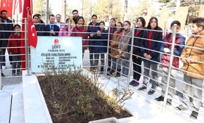 Darbe girişiminin seyrini değiştiren kahraman doğum gününde anıldı