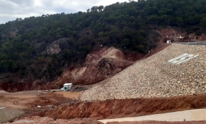 Bahadır Barajı'nda çatlama meydana geldi