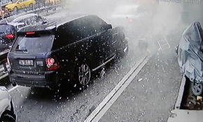 Beyoğlu'nda korkutan patlama