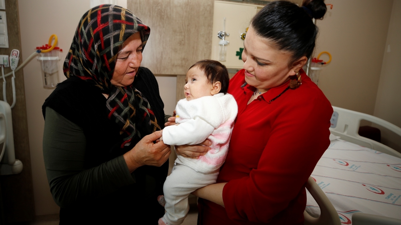 Ümmühan Baydak, yapılan tetkikte bebeğinin kalp hastası olduğunu öğrendiğini söyledi.