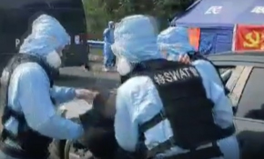 Çin polisinden ilginç koronavirüs tatbikatı