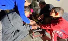 Evinden olan Suriyeli sivillerin kör karanlıktaki yaşamı