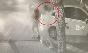 İstanbul'da yolda yürüyen kadına akıl almaz saldırı