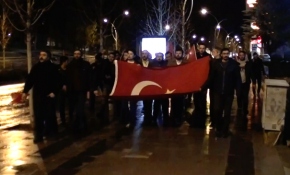 Türkiye'nin dört bir yanında Mehmetçiğe destek yürüyüşleri