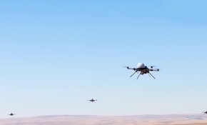 Sürü İHA'lar, yapay zekayla tespit edilen hedefi vurabilecek