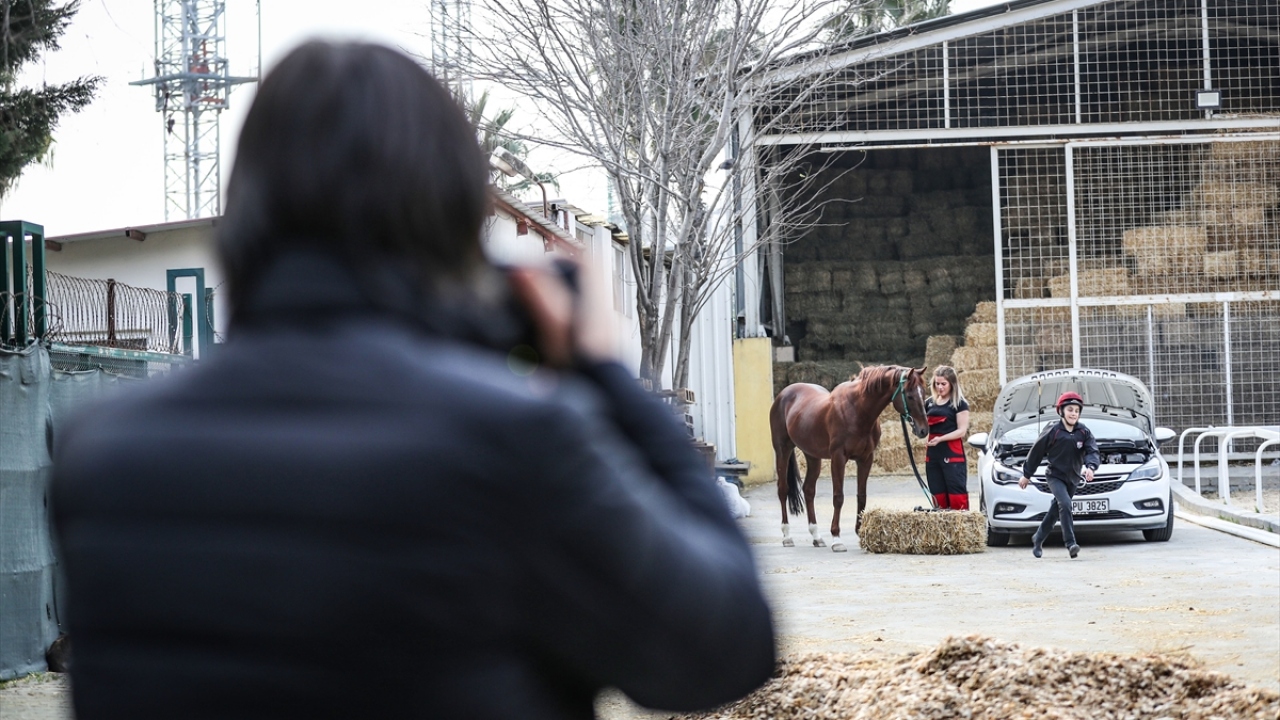 "Birilerinin cesaretine dokunabilmek çok güzel bir duygu"