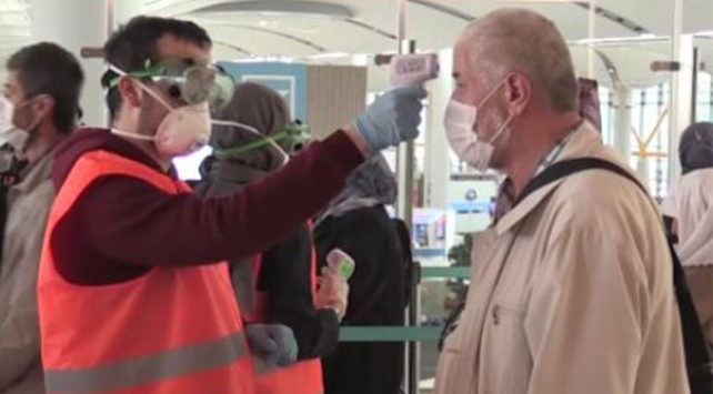 Umreden dönen yolculara sağlık taraması