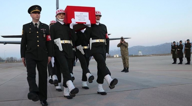 İdlib şehitlerinin naaşları memleketlerine ulaştı